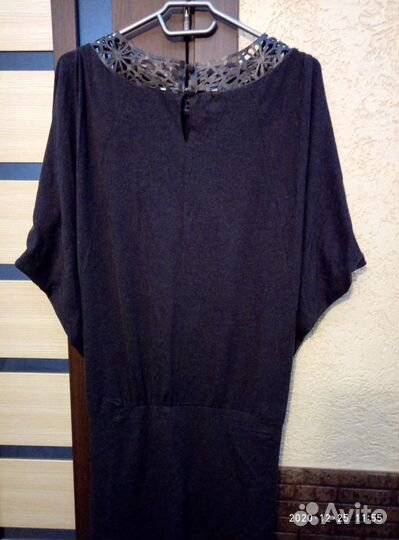 Платья трикотаж 3 штуки от 48 до 52р