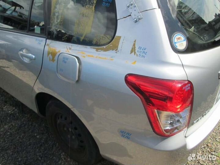 Крыло заднее левое Toyota Corolla Fielder NZE141