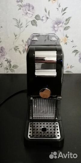 Кофемашина капсульная Squesito Pretty