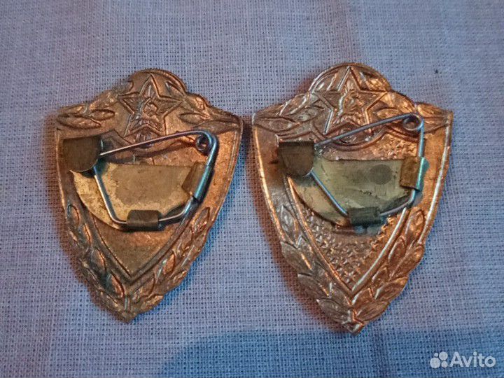 Нагрудный знак