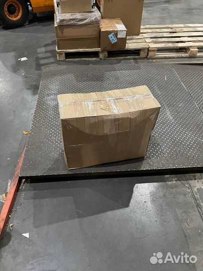 Коробка с вещами