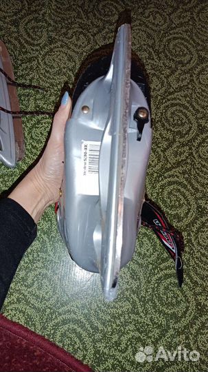 Коньки хоккейные