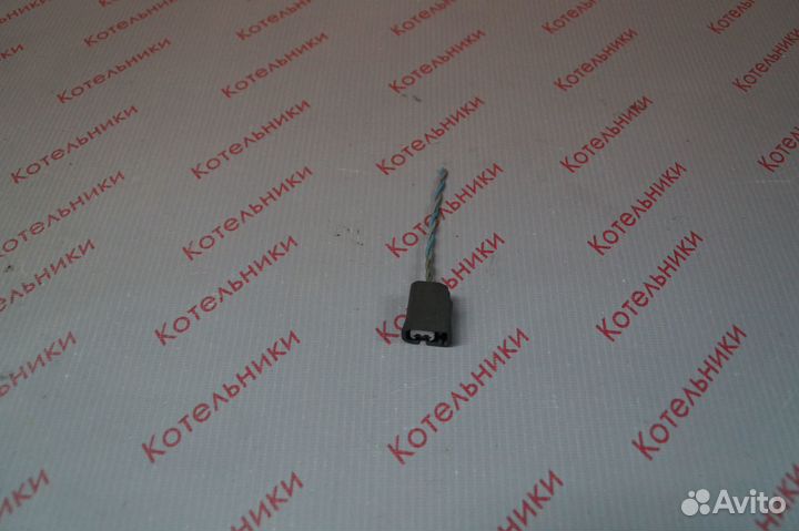 Nissan 32702-0M415 Разьем датчика скорости