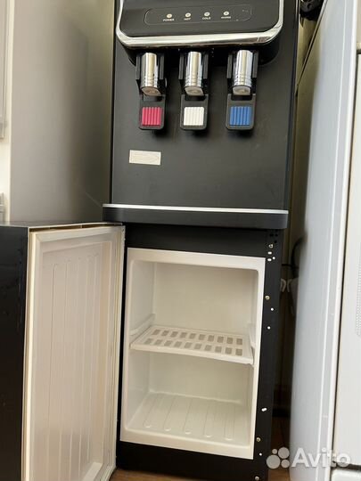 Кулер для воды напольный бу Aqua Work