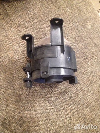 Противотуманная фара инсигния