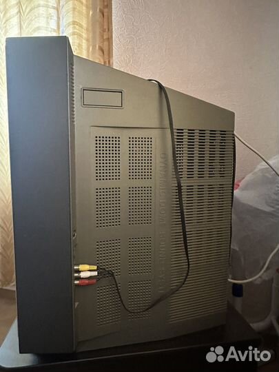 Телевизор б/у LG