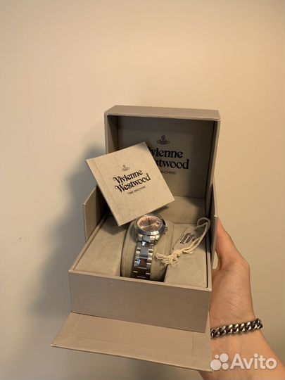 Vivienne westwood часы