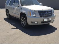 Cadillac Escalade 6.2 AT, 2013, 200 000 км, с пробегом, цена 3 250 000 руб.