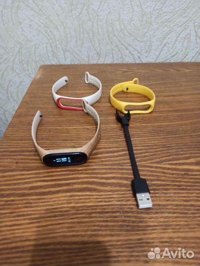 Часы xiaomi mi band 3