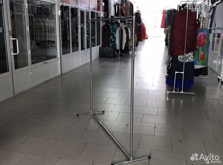 Вешалка напольная