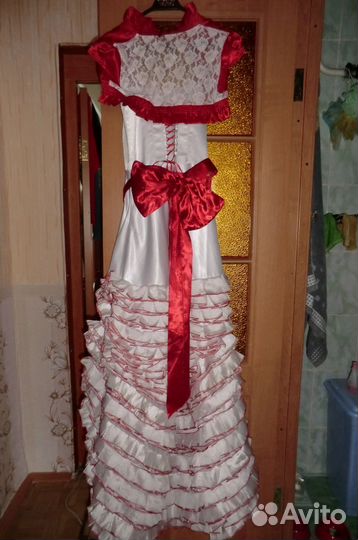 Продам платье