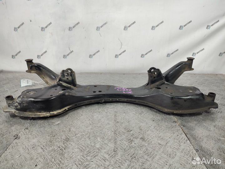 Балка под двс передняя Toyota Wish ZNE14 1zzfe