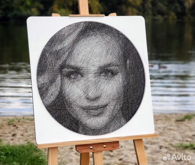 Уникальный портрет из нити по фото на заказ