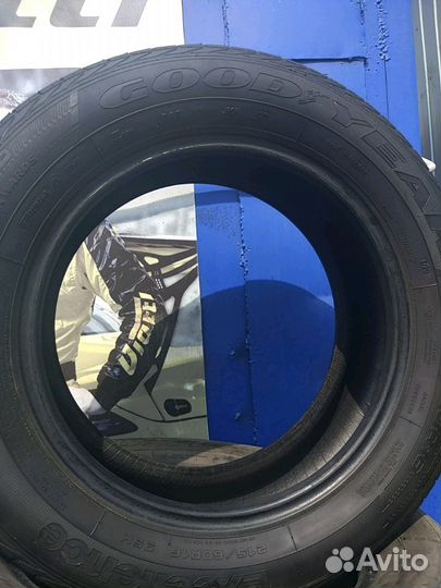 Goodyear Excellence 215/60 R16