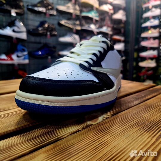 Кроссовки Air Jordan 1 Low x Travis Scott Fragment