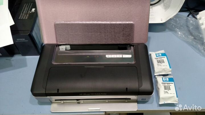Мобильный принтер HP Officejet 100 Mobile новый