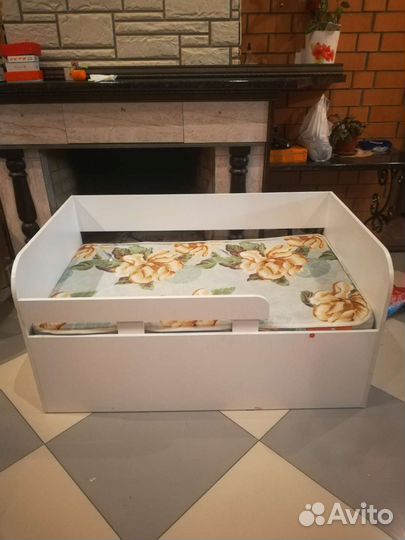 Кроватка детская