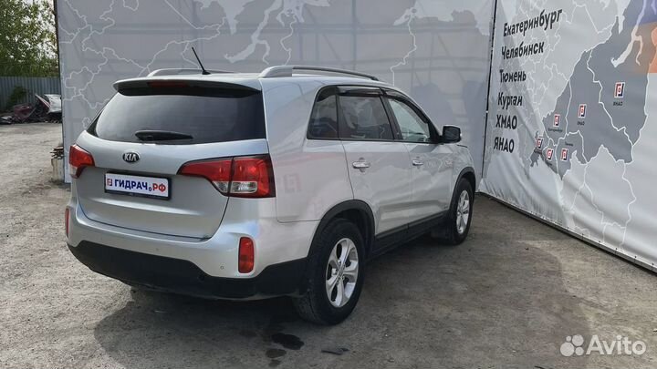 Радиатор кондиционера Kia Sorento (XM) 97606-2P600