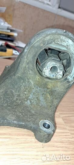 Подушка двигателя ниссан примера р11