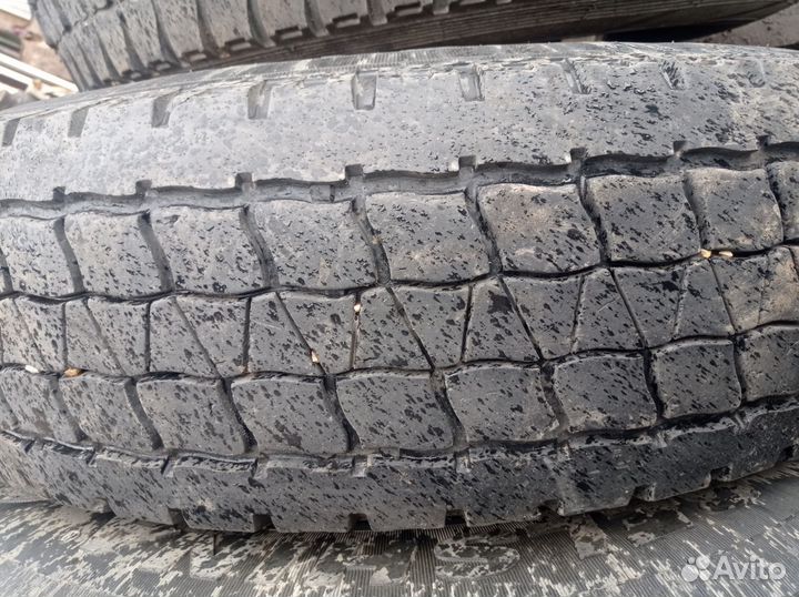Резина на камаз 10 r 20 бу