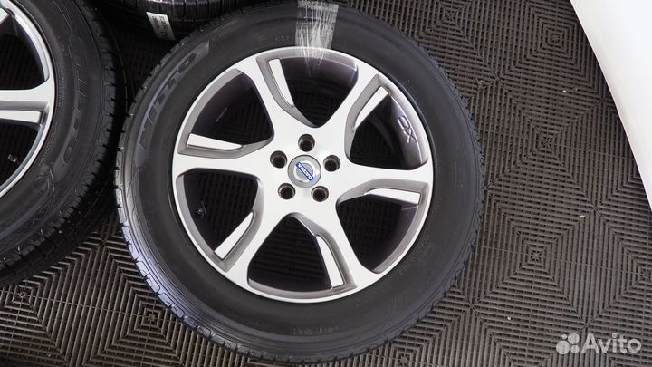 Комплект колёс Nitto NT 421Q 235/60 R18