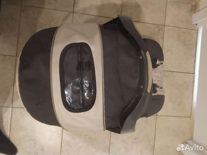 Детское автокресло-люлька graco