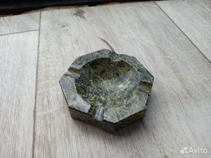 Пепельница