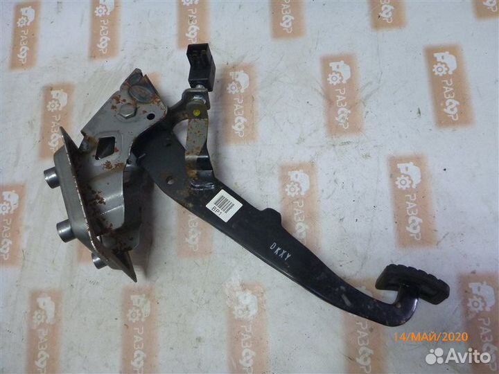 Педаль тормоза Hyundai Tucson JM G4GC 2008