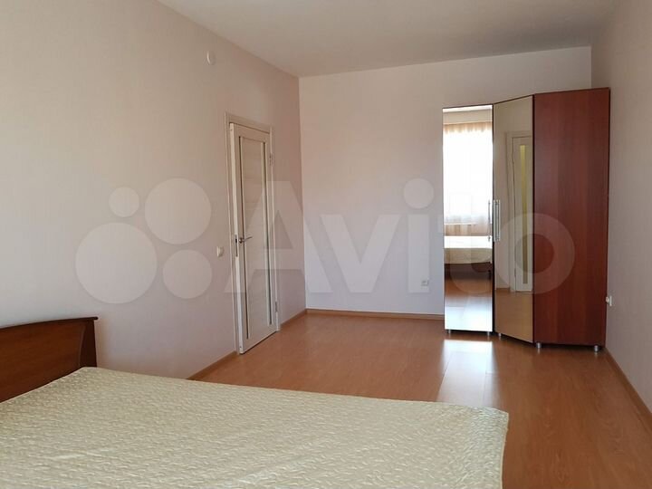 2-к. квартира, 64,3 м², 8/16 эт.