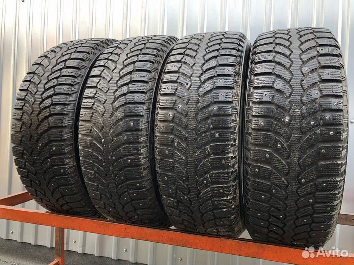 Bridgestone Blizzak Spike-01 205/60 R16