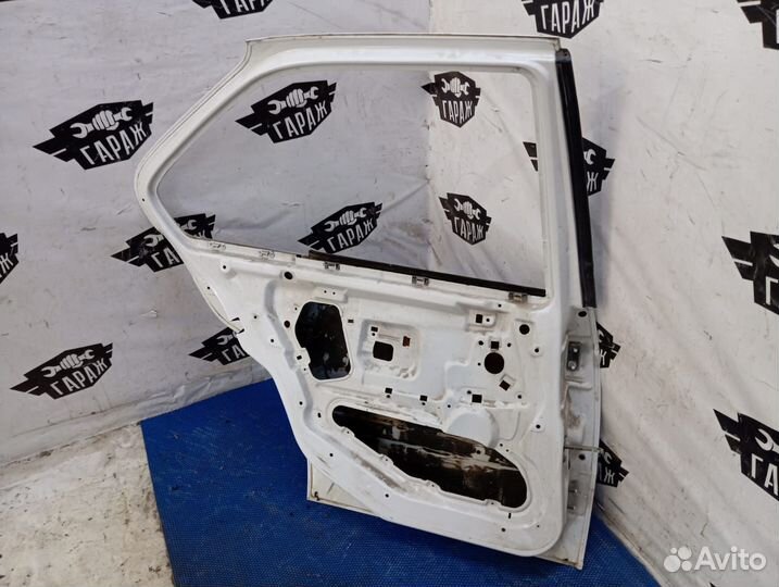Дверь задняя левая BMW 3 E36