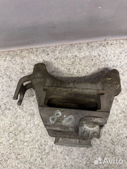 Подушка двигателя правая Chevrolet Cruze J300