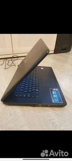 Ноутбук asus
