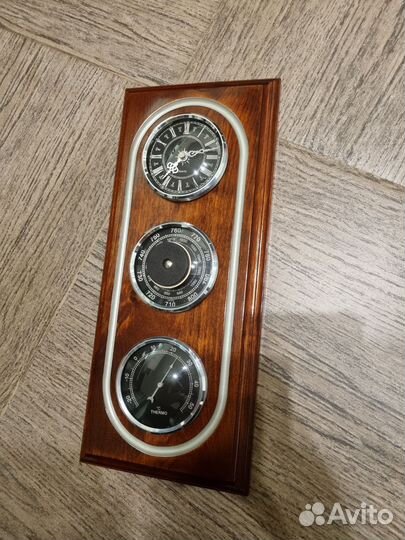Барометр настенный массив дерева новый