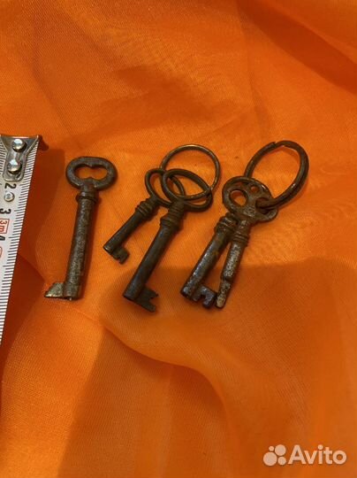 Старинные Ключи 5 штук