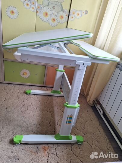 Растущая парта и стул