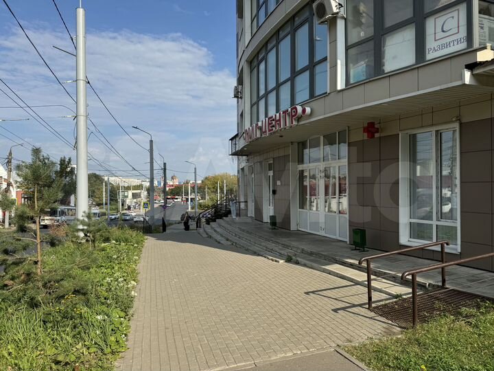 Центр, отдельный вход, 1-этаж, 50 м²