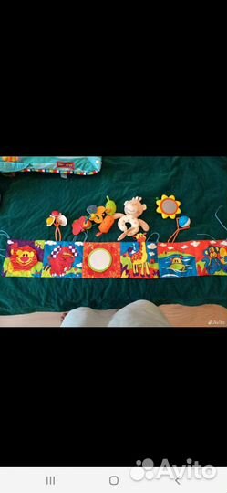 Развивающий коврик tiny love