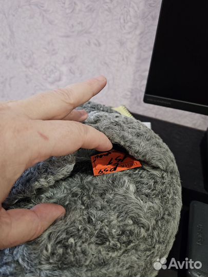 Новая шапка из меха каракуля, размер 59-60