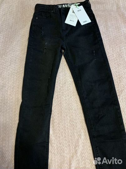 Джинсы новые для мальчика