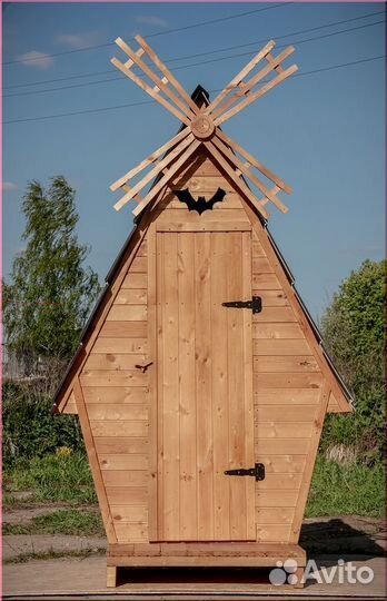 Дачный туалет деревянный SOX559