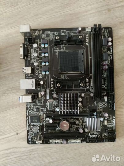 Материнская платана AM3+