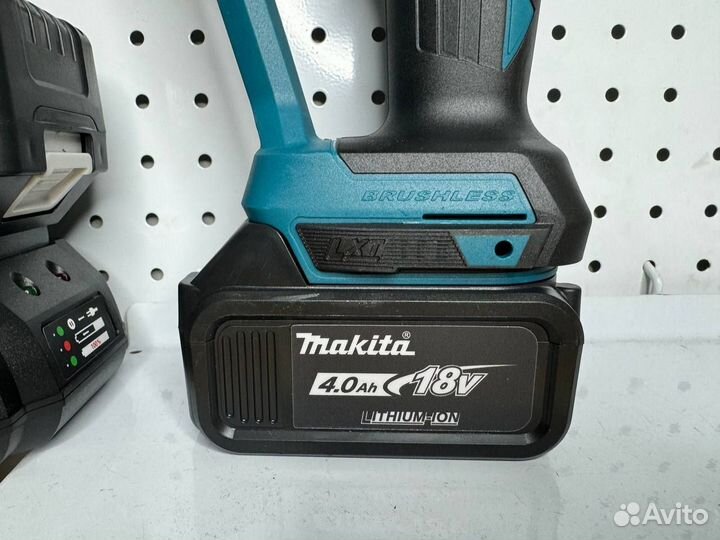 Сабельная пила Makita мощная