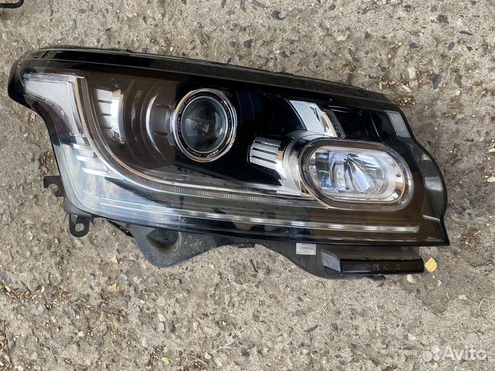 Фара правая Range Rover Vogue 4 L405