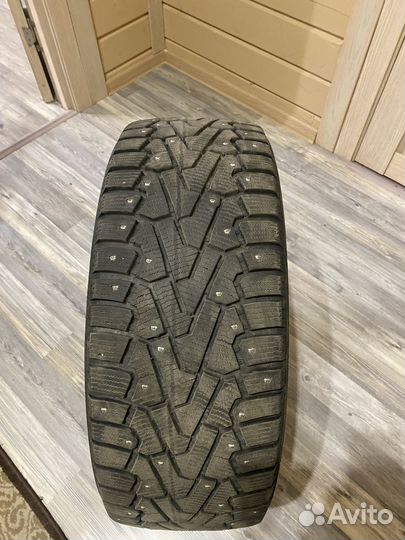 Pirelli Ice Zero 225/45 R19