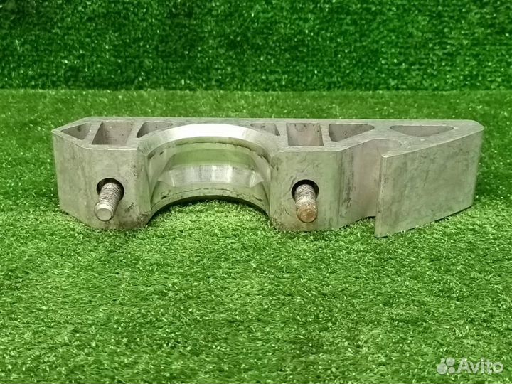 Кронштейн переднего стабилизатора Audi Q7 (4L) 20