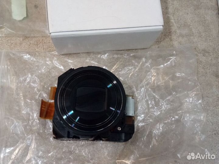 Объектив Nikon s9600