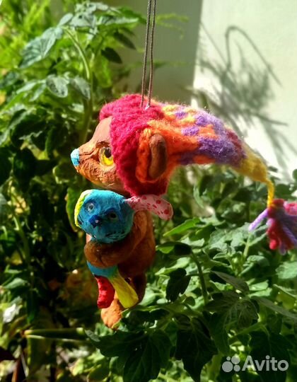 Игрушки фигурки животных. Мишка Дин