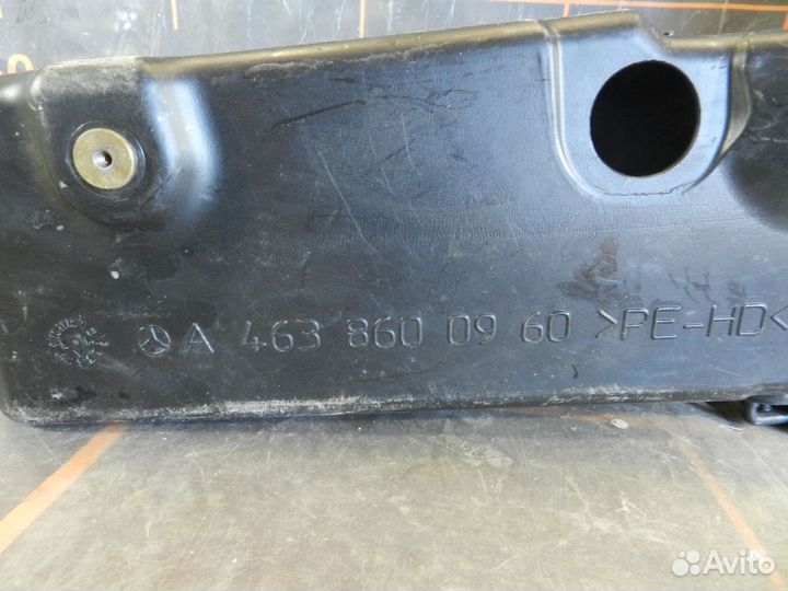 Бачок омывателя - Mercedes-Benz G-klasse W463