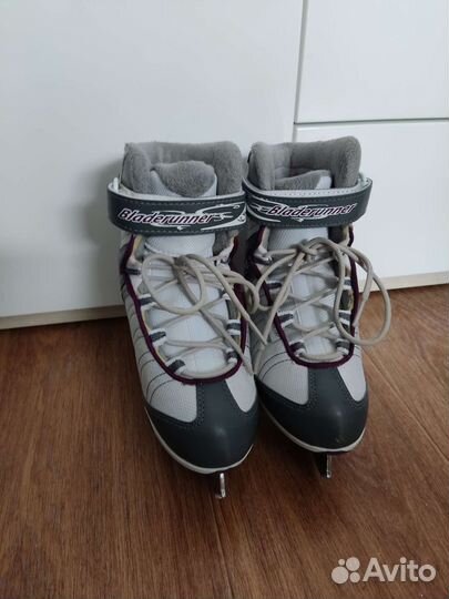 Фигурные коньки Bladerunner